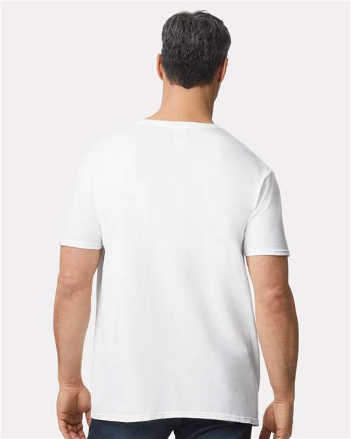 Gildan Unisex Softstyle® V-Neck T-Shirt 64V00