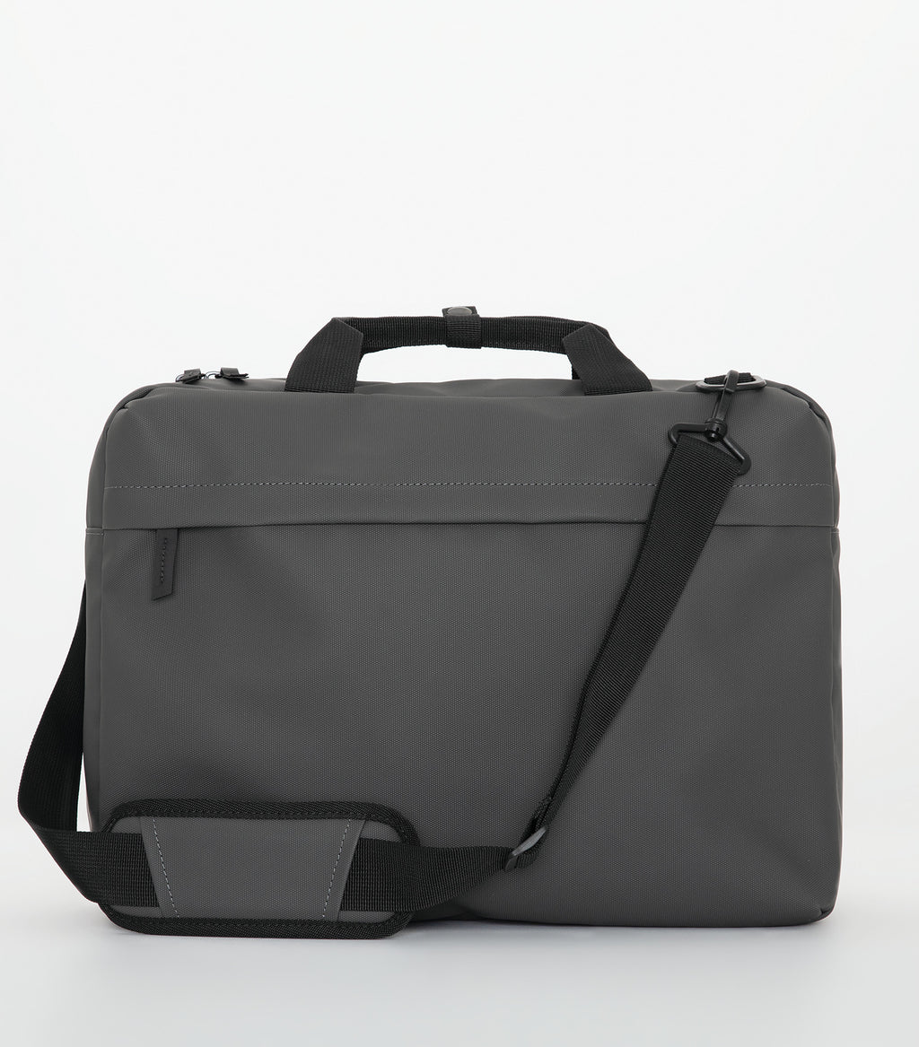 COAL HARBOUR® BOARDROOM CONVERTIBLE BRIEF PACK. 19.5L